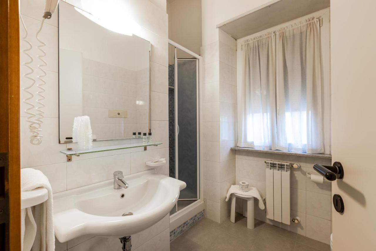 Nuova Hotel 3*