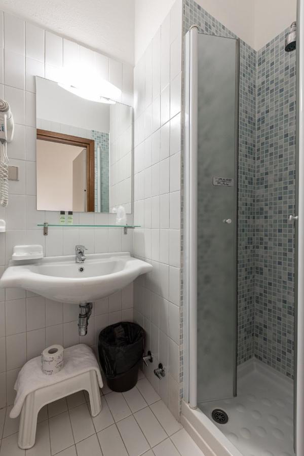 Nuova Hotel 3*